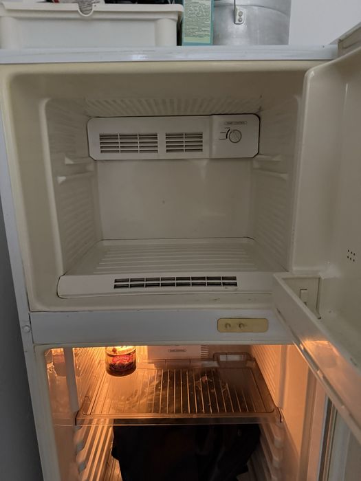 Холодильник рабочий