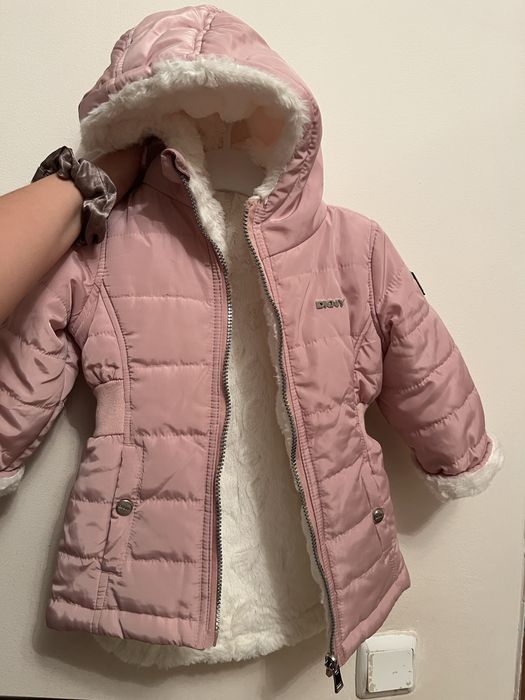 Продам новую куртку DKNY на 1,5-2,5года