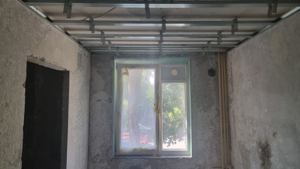 Proprietar vand Apartament 4 camere etaj 1 cu boxă  și parcare sector 4 Brâncoveanu Giurgiului  Drumul Găzarului strada Aleea Dolina
