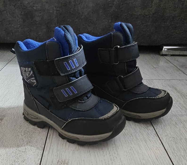 Продам ботинки зимние