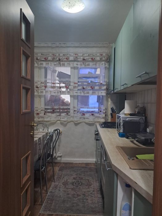 Vand apartament 2 camere, scoala 194