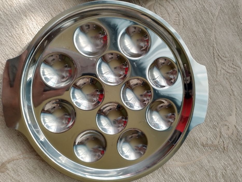 Чиния за охлюви 6 -12 гнезда