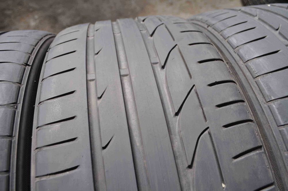 SET 4 Anvelope Vara 235/40 R19 BRIDGESTONE Potenza S001 96W