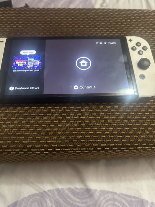 Nintendo Switch OLED + Mario Kart 8 Deluxe
