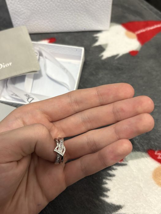 Inel dior nou cu cutie