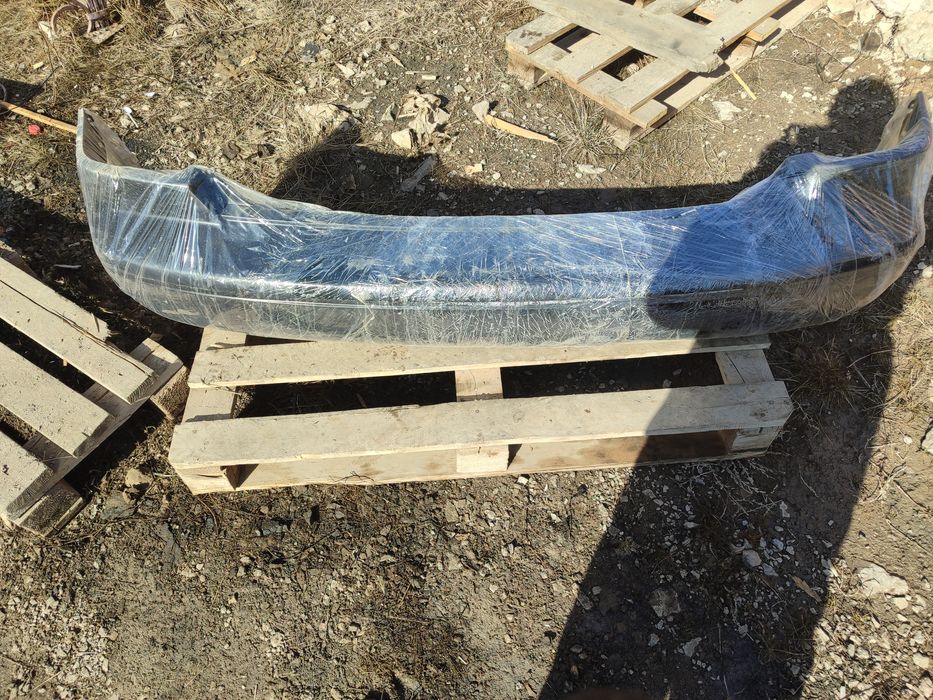 Задный бампер камри25