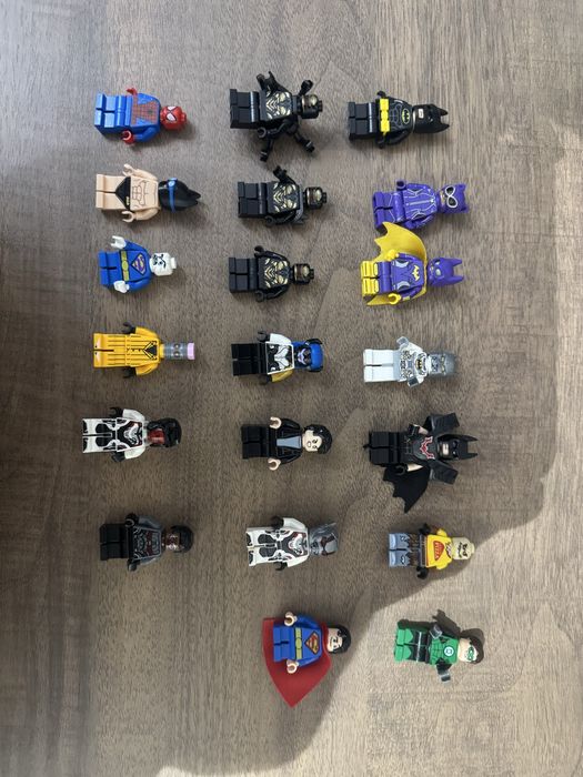 Lego минифигурки по Марвел и ДС
