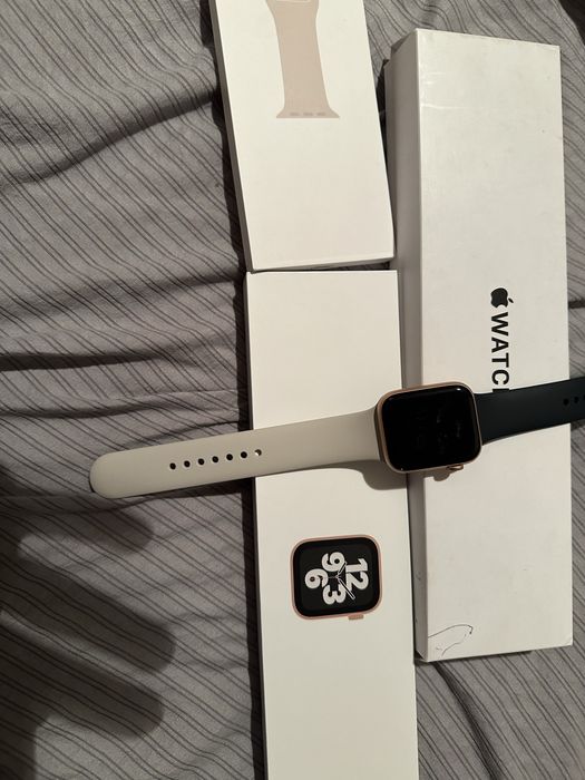 Apple Watch SE 44mm