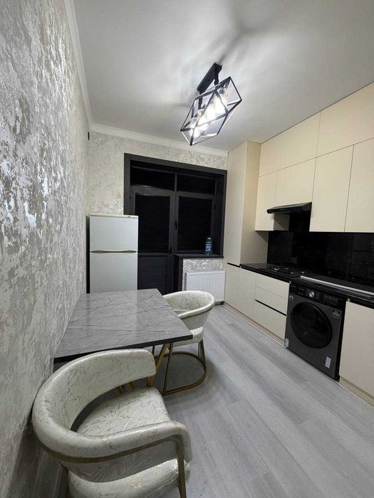 Сдаётся 1х квартира на 8 этаж орр 5-МИКР