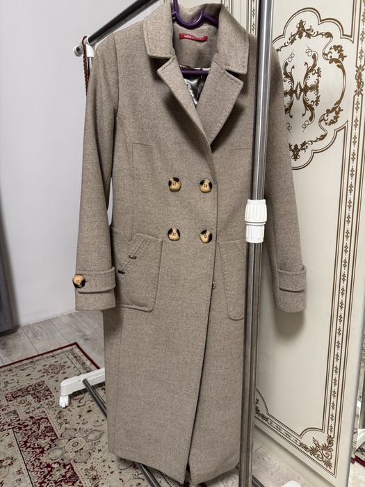 Продаю Пальто в идеальном качестве!