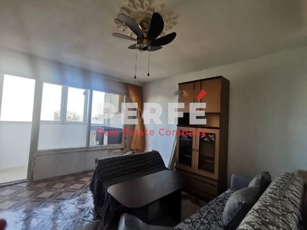 Продава се Едностаен апартамент в Бургас, Изгрев - 42 кв.м за 1929 €/кв.м - Снимка #1