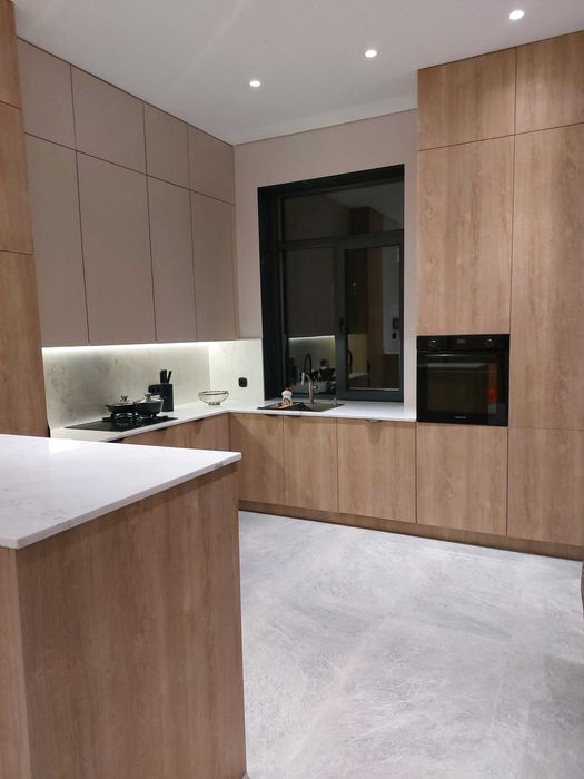 Сдам 2/5/8 на Карасу-3,поликлиника, академия милиции. Qorasu residence