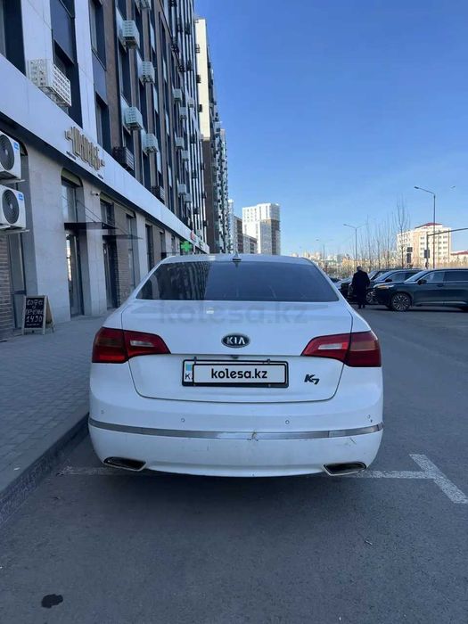 Срочно продам Kia K7 2010 года