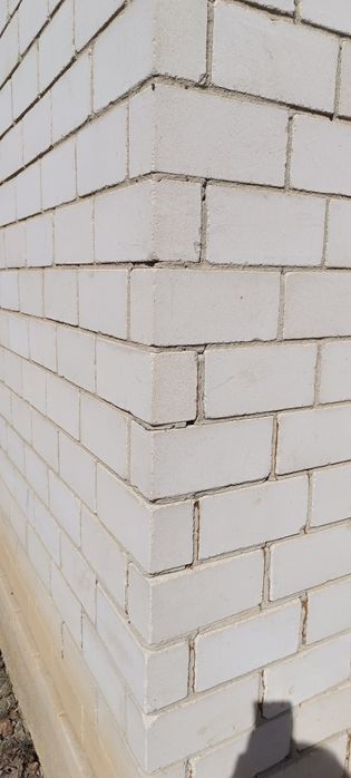 Продам кирпич лотос 150 силикатный бу