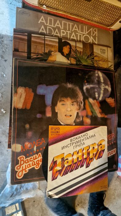 Стари ретро грамофонни плочи