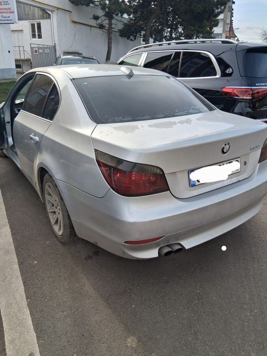 Vând BMW  520 o an 2004