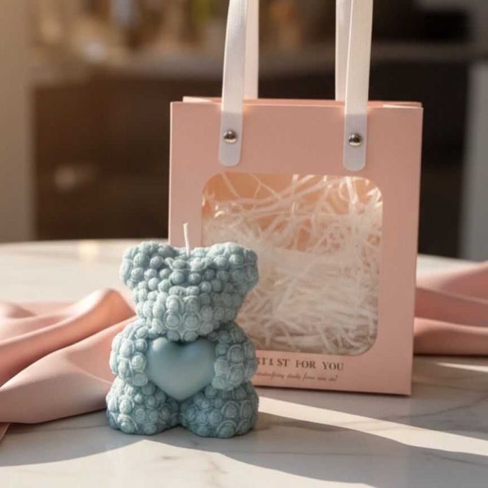 Подарок Свеча «Мишка с сердечком»