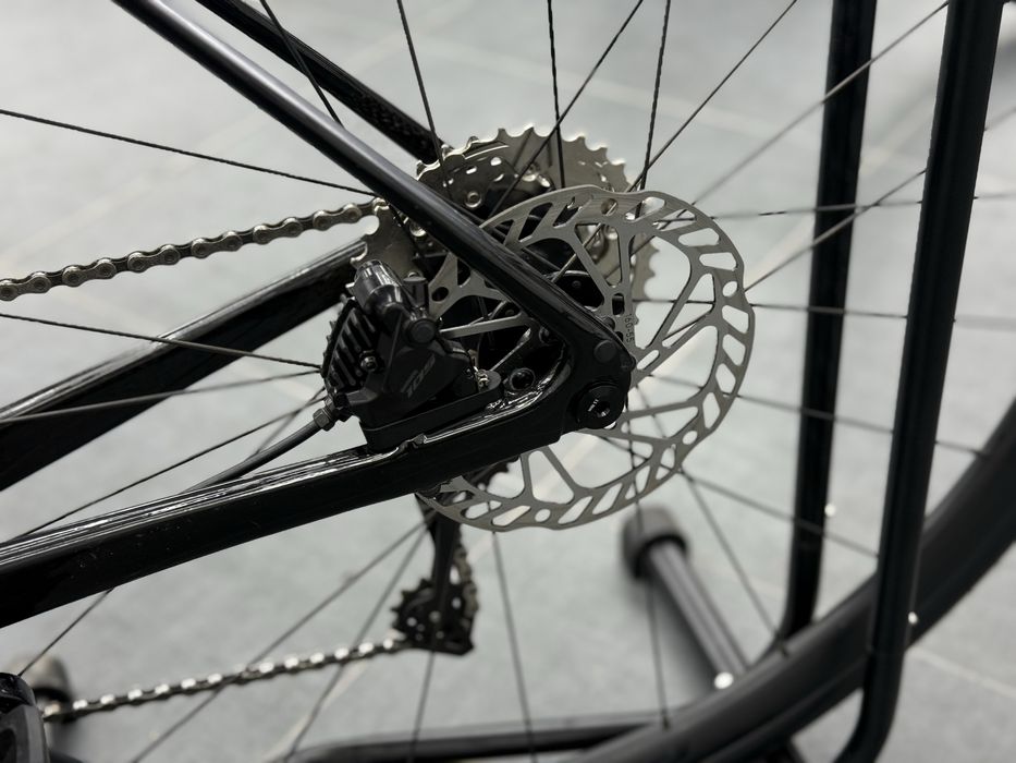 Giant Defy Advanced 2 2025 ML размер 2х12 Shimano 105