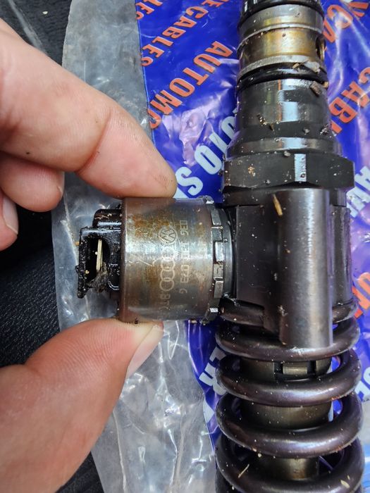 Дюзи 2.0tdi за ВАГ