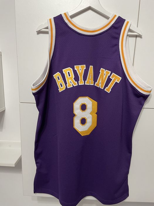 Maieu Authentic Kobe Bryant 8 (44/L)