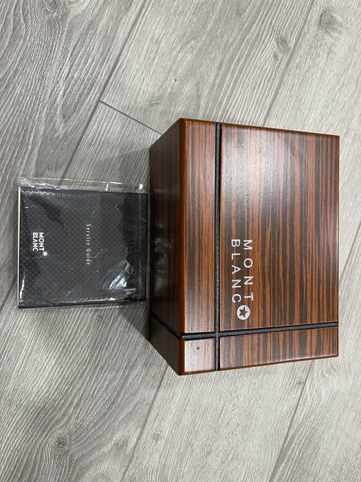 Оригинальные часы Montblanc model 7069 pj 121212