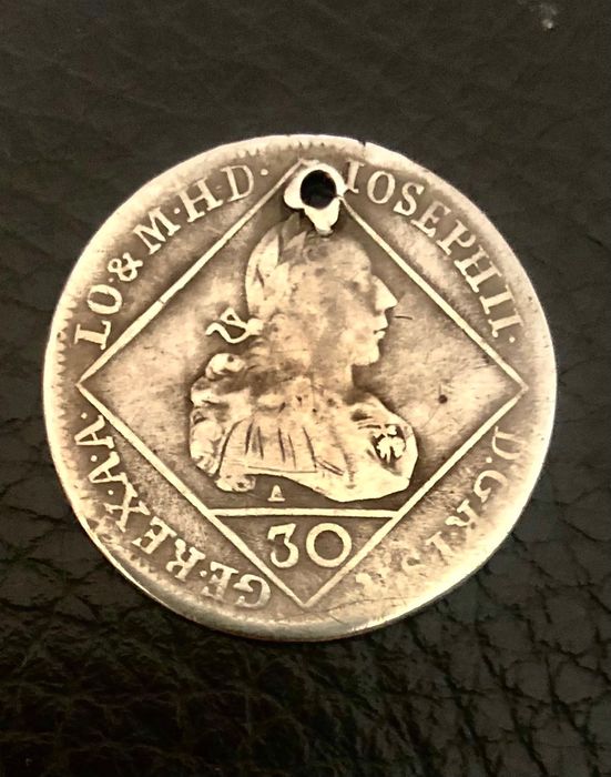 антични монети 5 ст.1881 г, 30 кройц.1768 г, 25 коп.1877 и други.