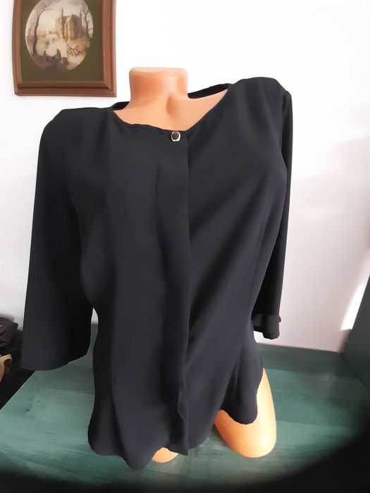 Bluze/camasi dama din materiale si modele diferite