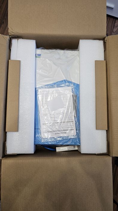 Invertor Solar Hibrid  6.2 Kw , 48 V , Wi- Fi