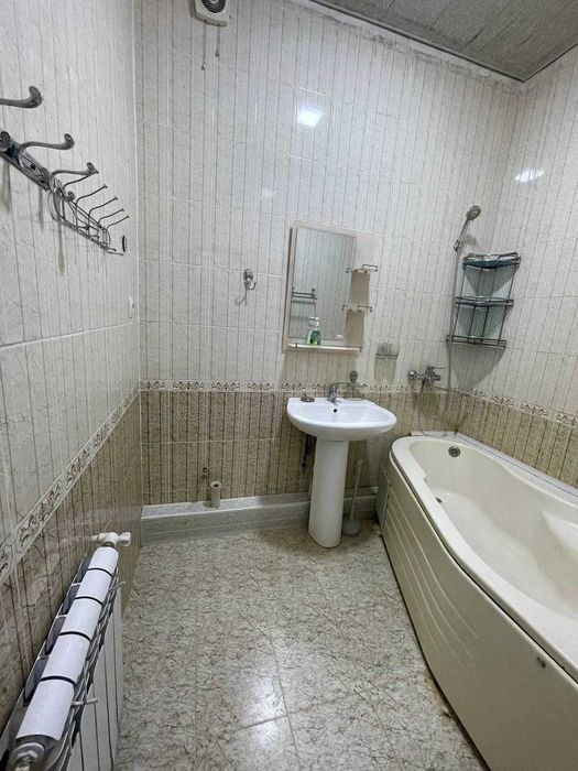 Срочно продаётся 2х ком. квартира Вокзал Саодат