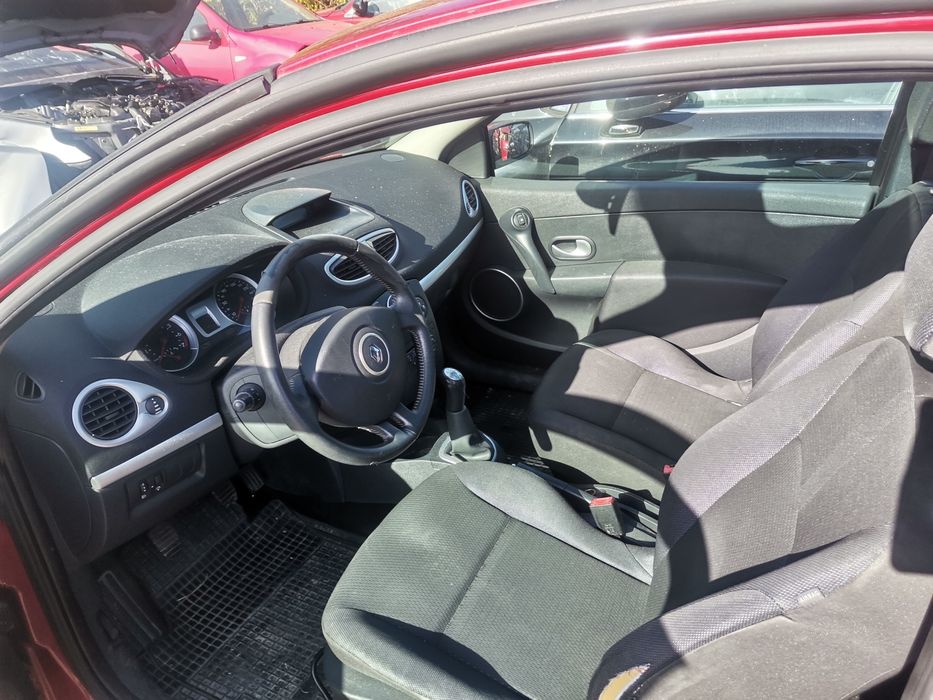 Renault clio 1.2tce 101кс 75kw d4f h7  cr1p0h за части