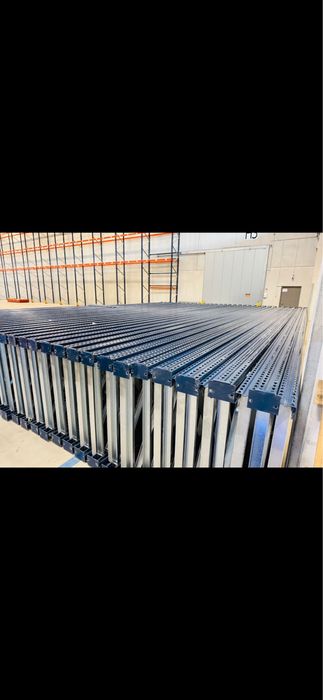 Rafturi metalice industriale