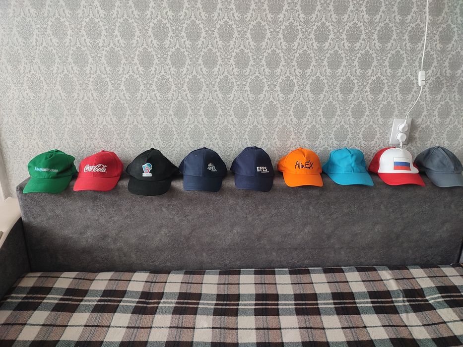 Кепки новые разные размеры