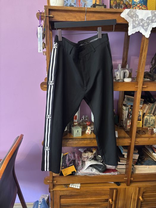 pantalonoi Dolce& Gabbana masura (M)