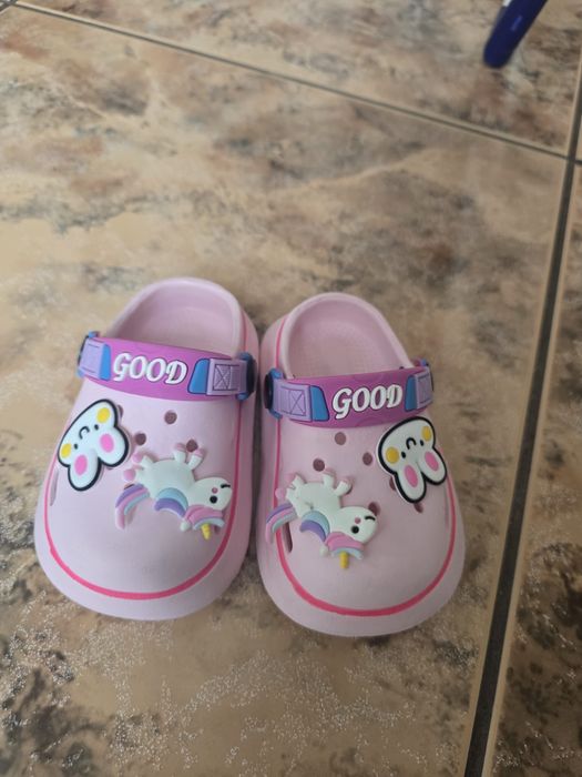 Crocs c5 marimea 20/21 cele roz sunt stil Crocs