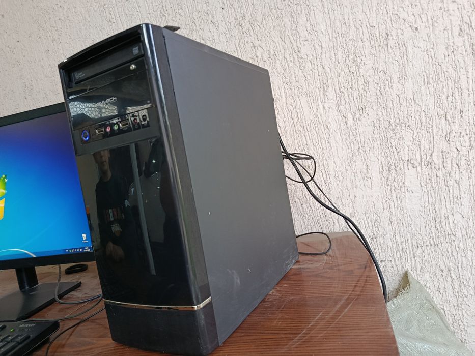 Персональный настольный компьютер