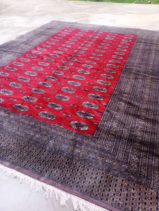 Истински персийски килими