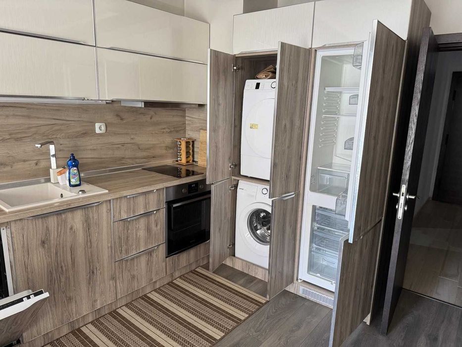 Дава се под наем Двустаен апартамент в Пловдив, Център - 60 кв.м за 500 € - Снимка #3