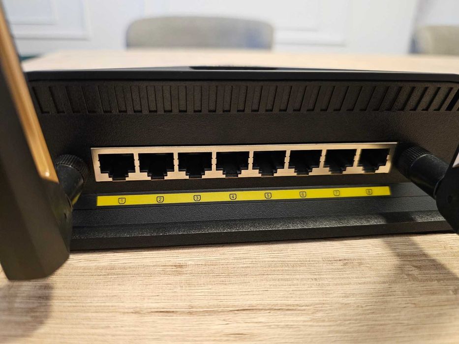 Router wireless Asus RT-AX88U, Dual-Band, 5 Ghz, AiMesh