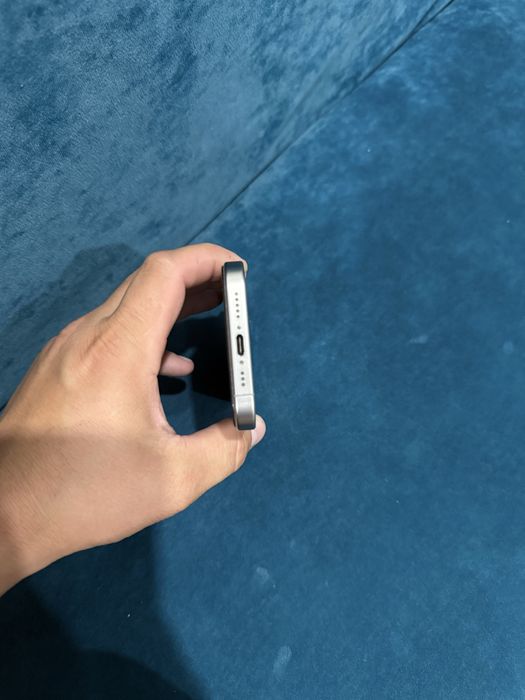 iPhone 15 Pro идеальный