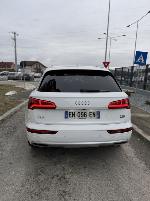 Audi Q5 S line • 2.0 TDI • Quattro • 2017