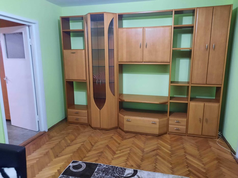 Apartament de inchiriat