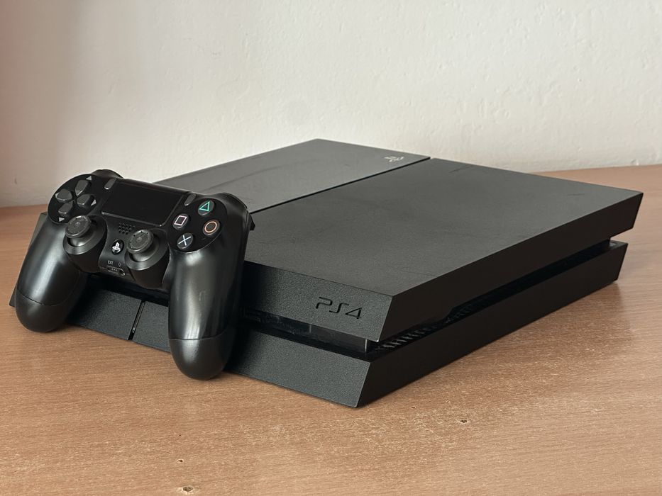 PlayStation 4 Modat 9.00