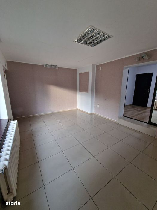 Spatiu comercial mai sus de Maternitate