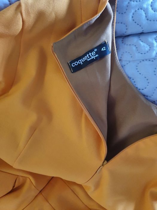 rochita cu maneca lunga