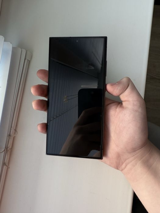 Продам Samsung S24 Ultra