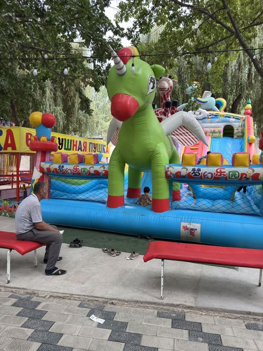 Batut detiskiy sotiladi