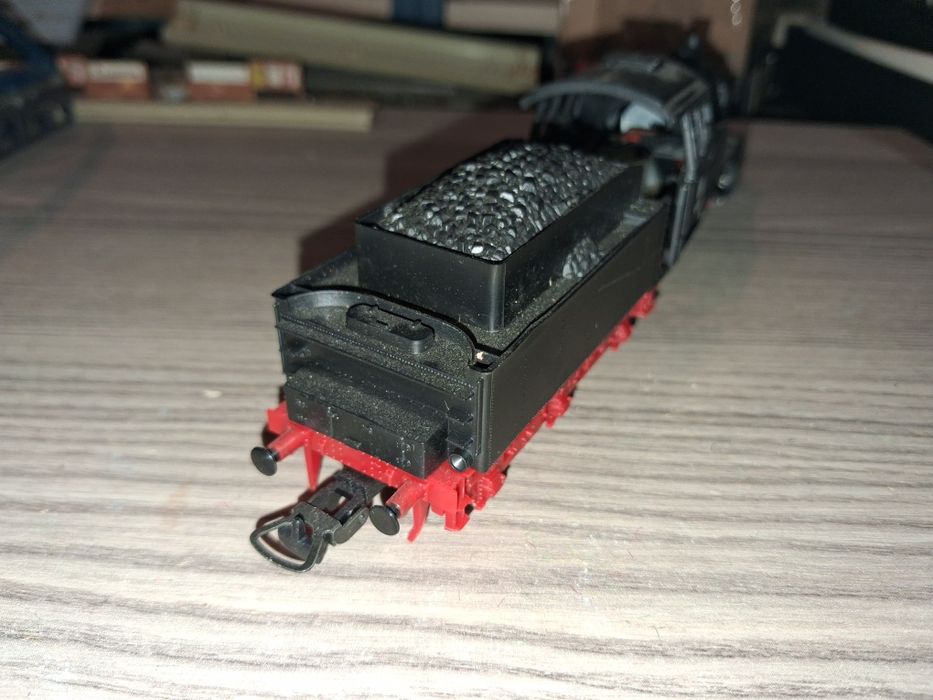 Piko locomotiva cu aburi si tender