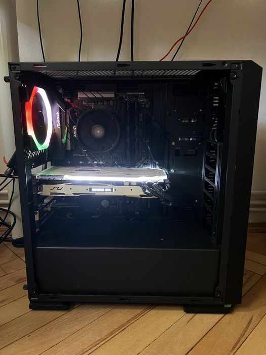 Vand PC de gaming cu 1070ti 16GB RAM Ryzen 5 5600G