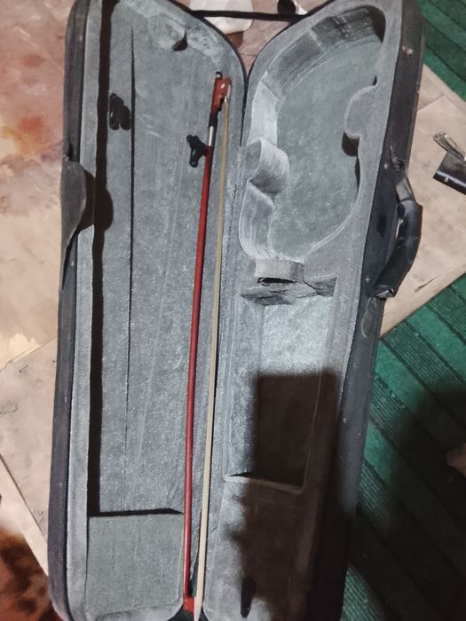 Skripka yangi ishlatilmagan