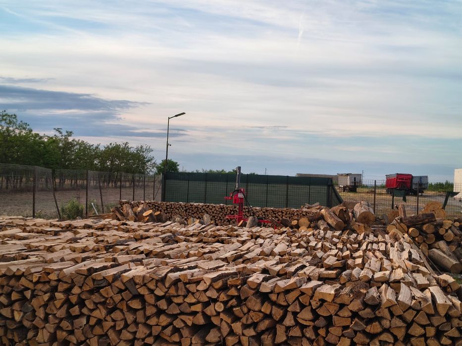Lemn de foc /balastru /nisip.  Rate